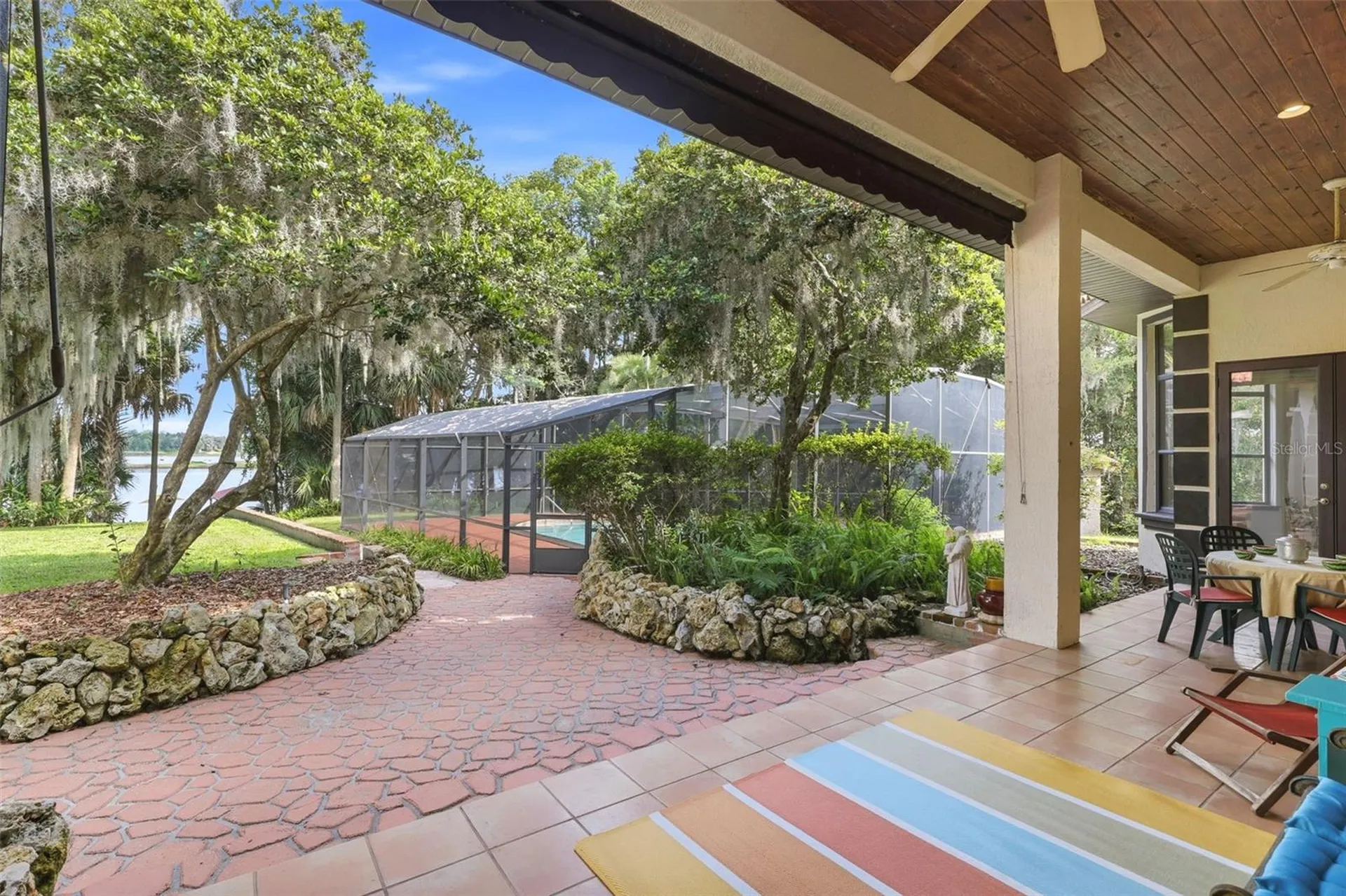 9813 Lake Georgia Drive Orlando FL 32817