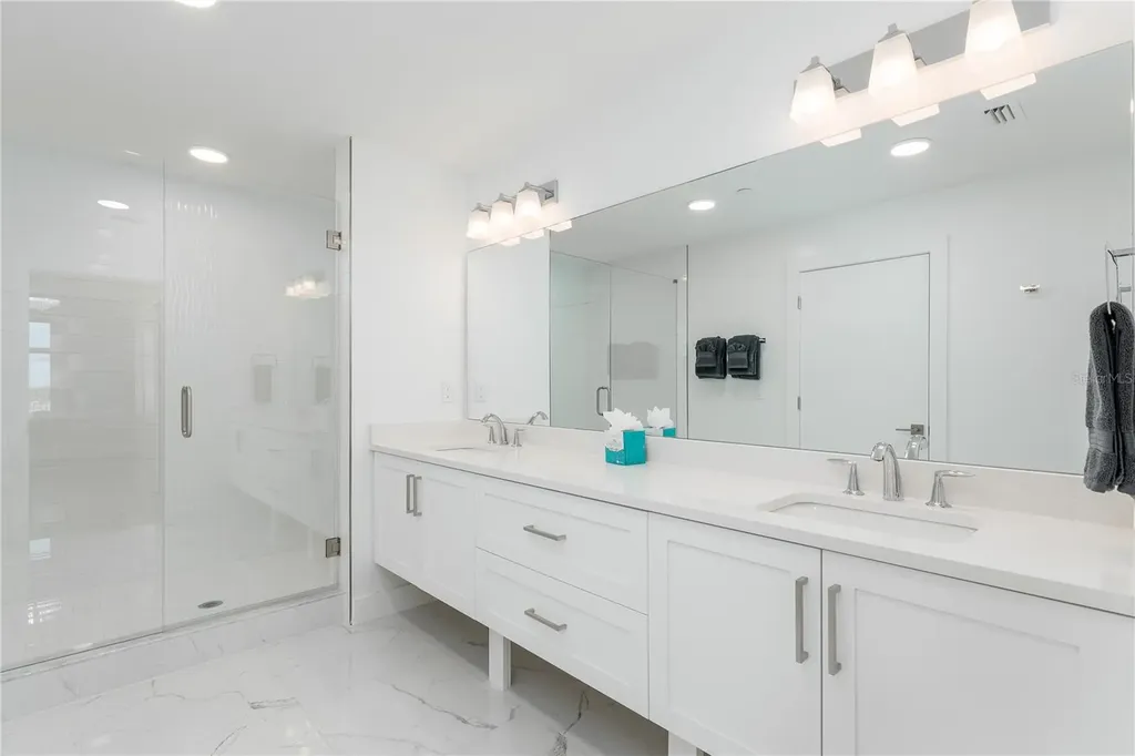 415 Island Way Clearwater Beach FL 33767