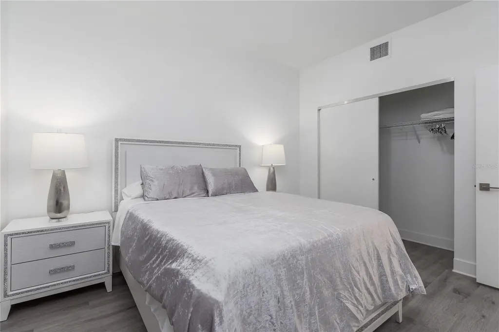 415 Island Way Clearwater Beach FL 33767