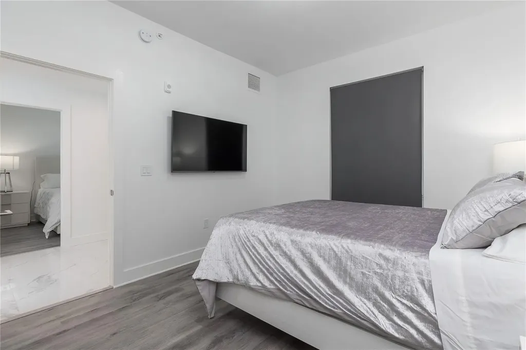 415 Island Way Clearwater Beach FL 33767