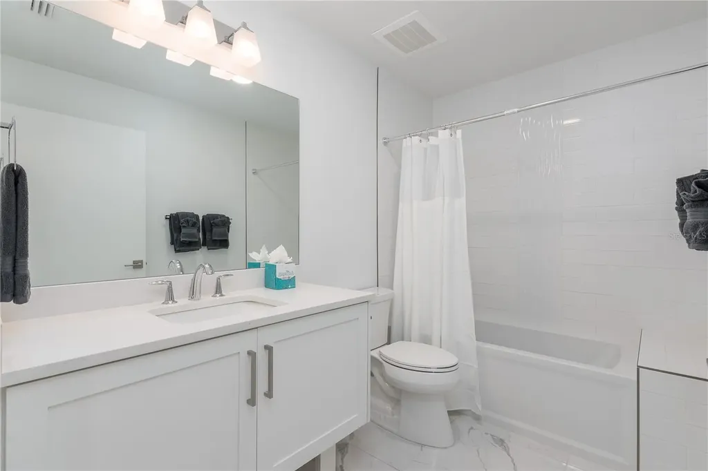 415 Island Way Clearwater Beach FL 33767