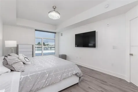 415 Island Way Clearwater Beach FL 33767