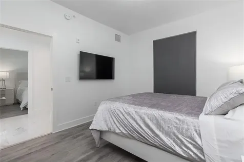 415 Island Way Clearwater Beach FL 33767