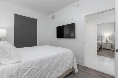 415 Island Way Clearwater Beach FL 33767