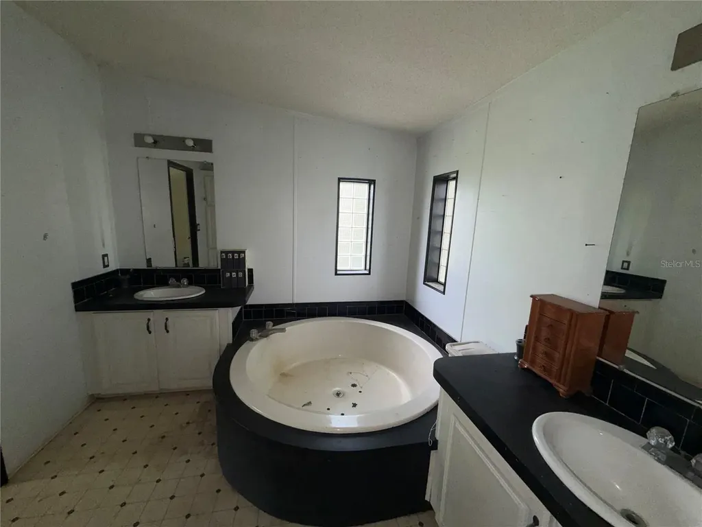 11316 Mcmullen Road Riverview FL 33569