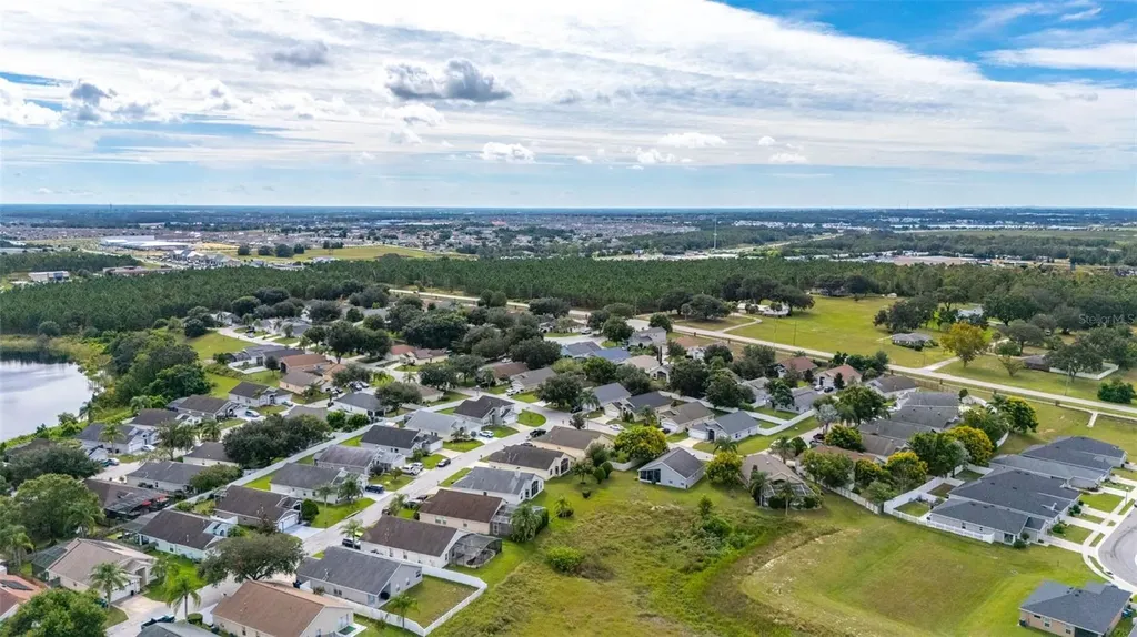 135 Jessamine Drive Davenport FL 33837