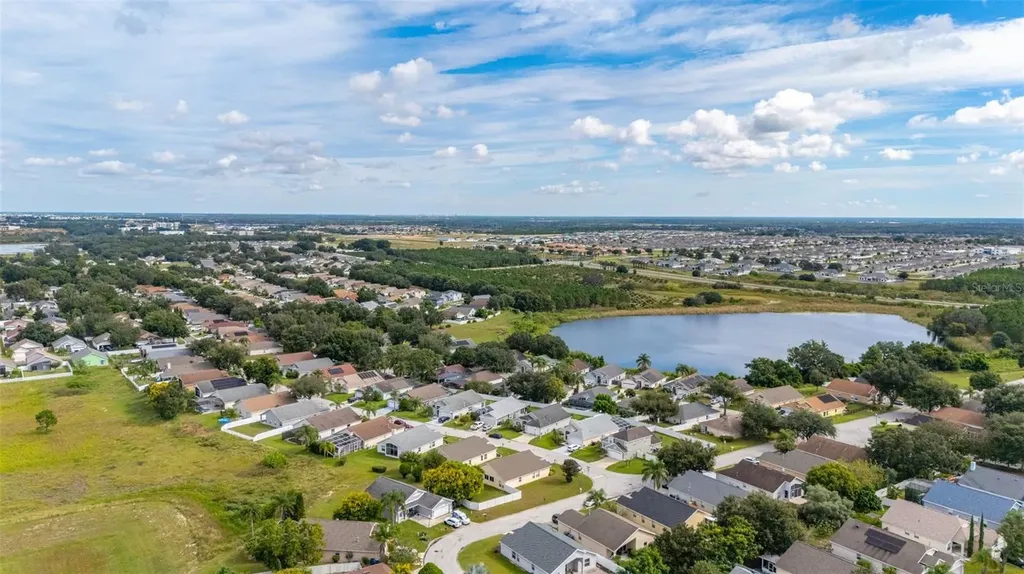 135 Jessamine Drive Davenport FL 33837