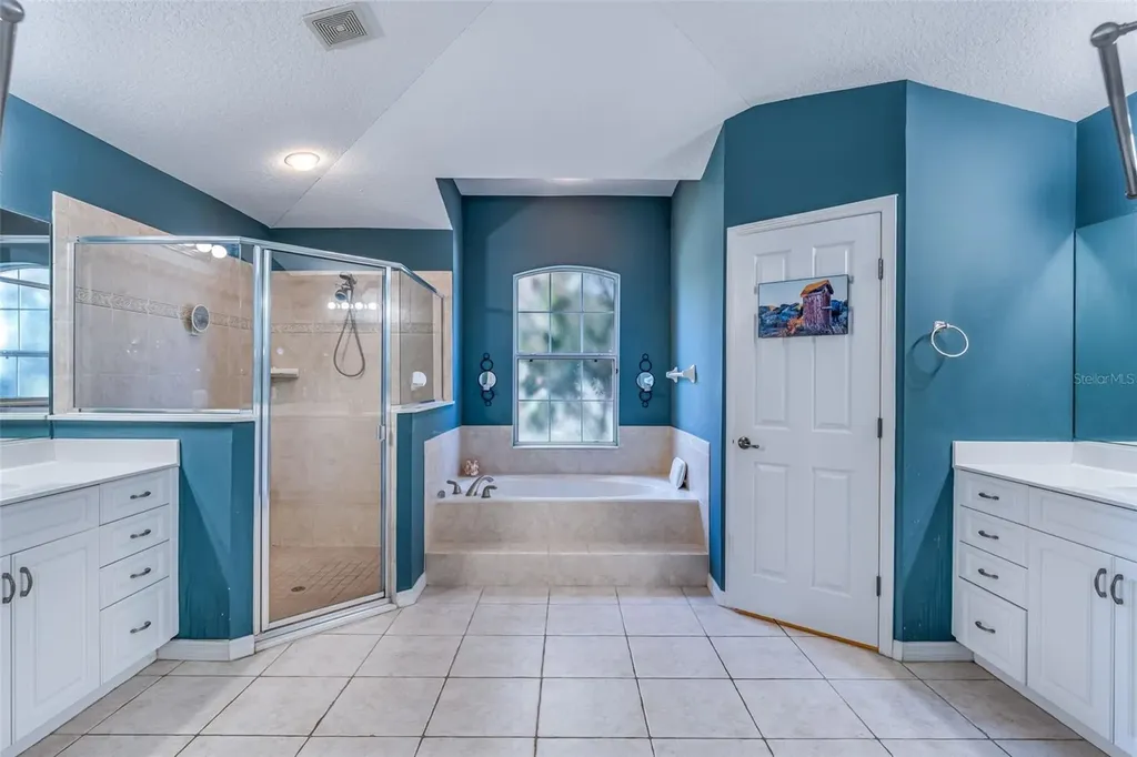 18 Lewiston Court Palm Coast FL 32137