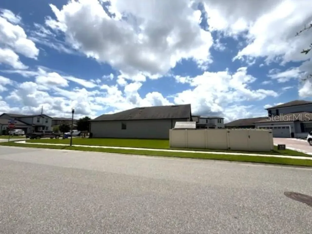 1165 Hilltop Place St Cloud FL 34772