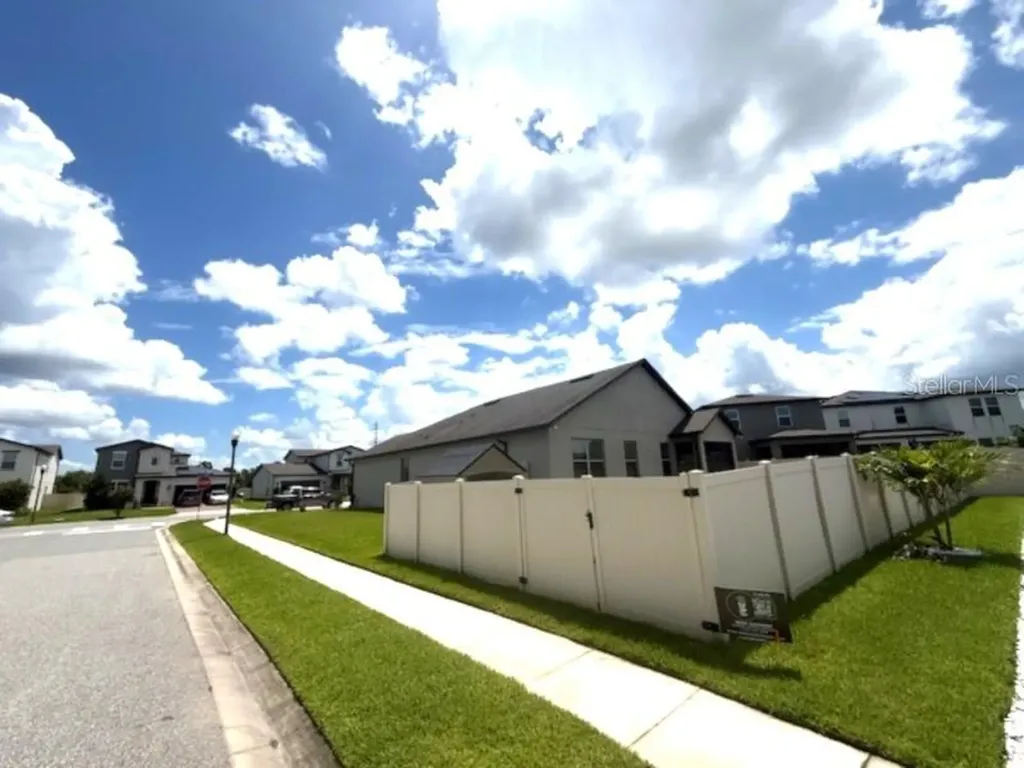 1165 Hilltop Place St Cloud FL 34772