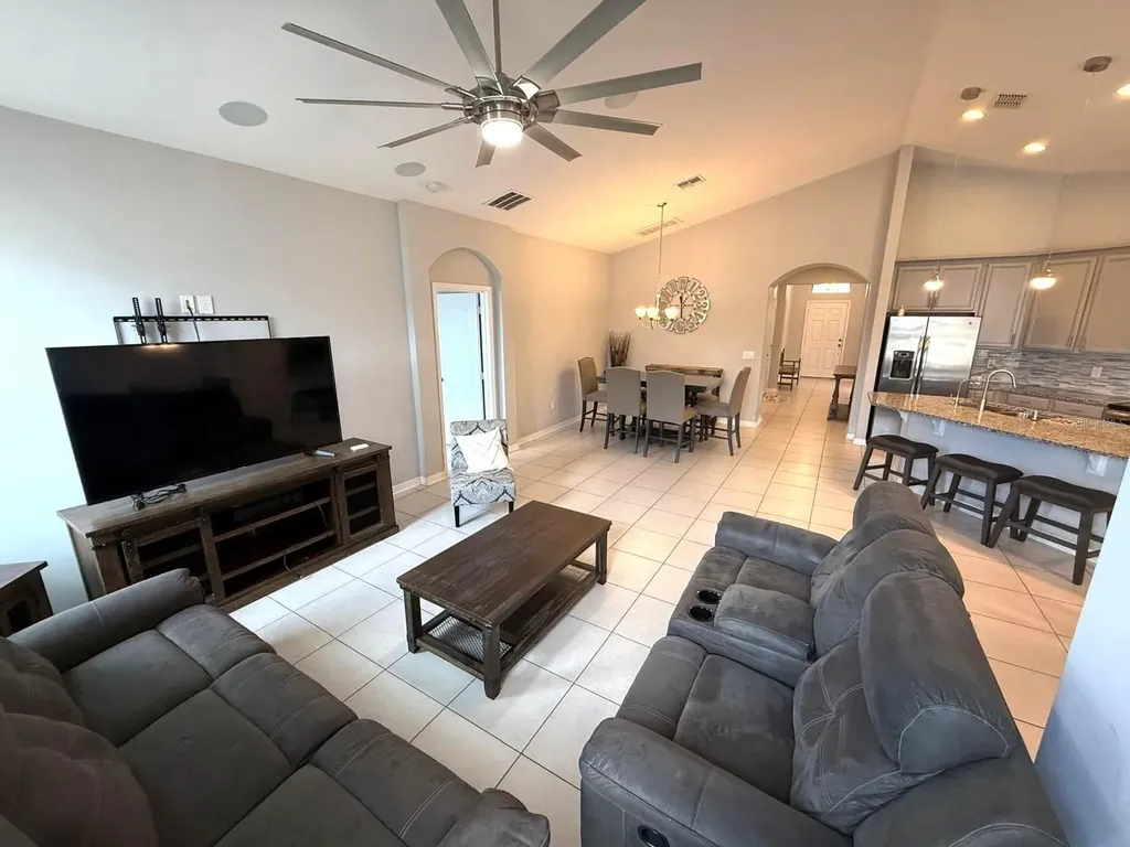1165 Hilltop Place St Cloud FL 34772