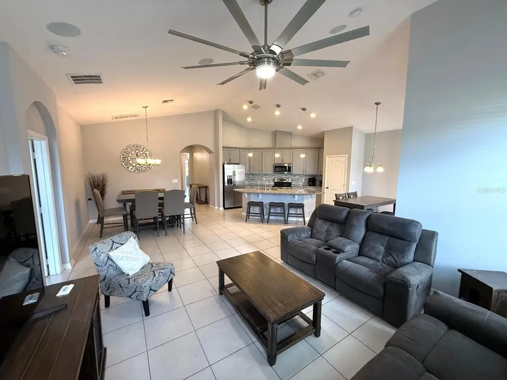 1165 Hilltop Place St Cloud FL 34772