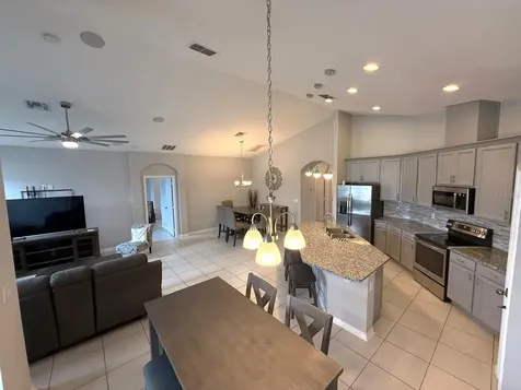 1165 Hilltop Place St Cloud FL 34772