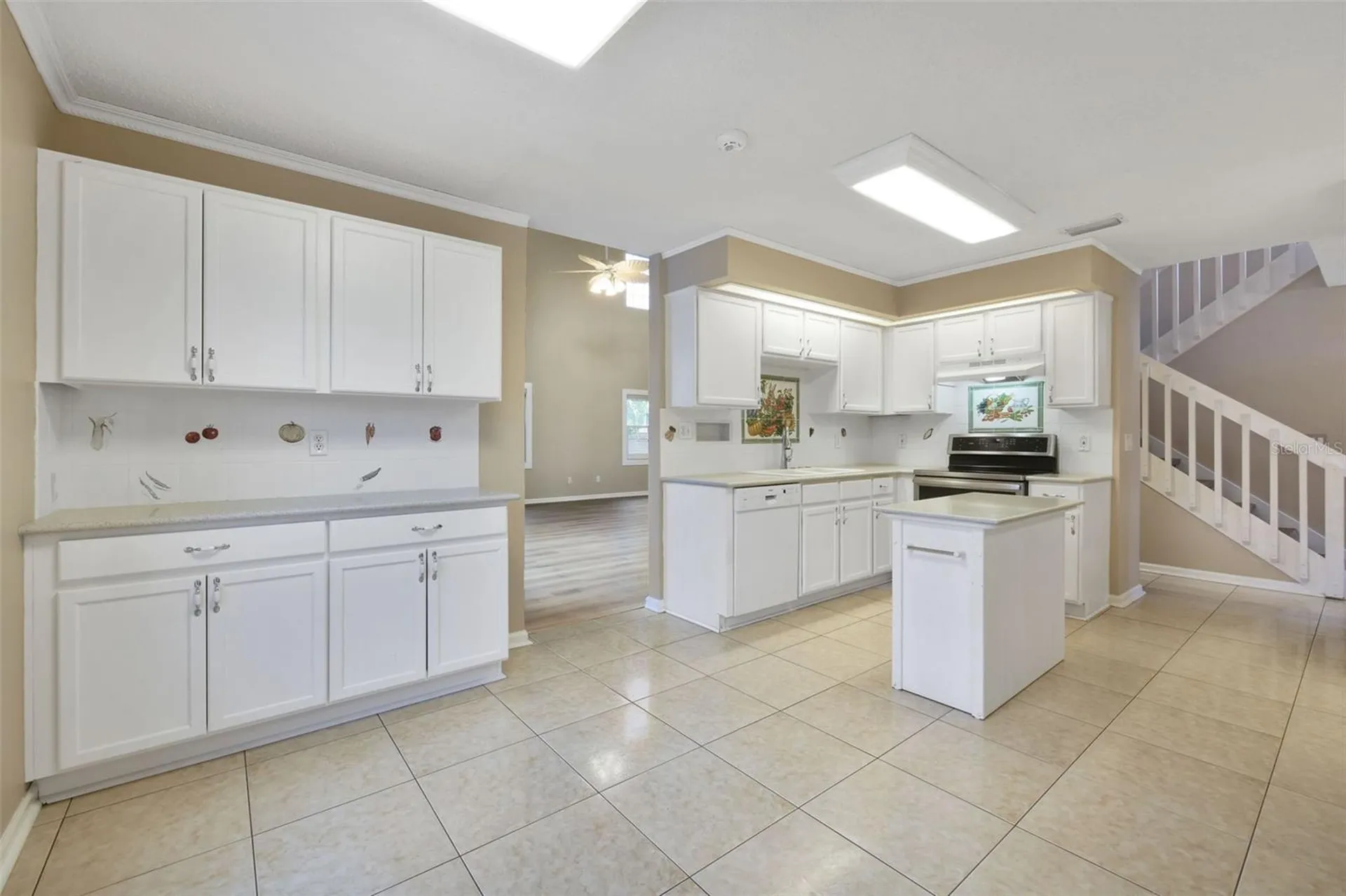 2574 Sage Drive Kissimmee FL 34758