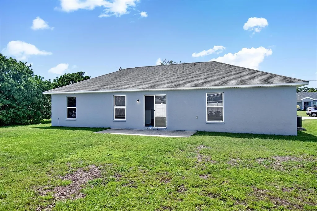 9 Lytton Lane Palm Coast FL 32137