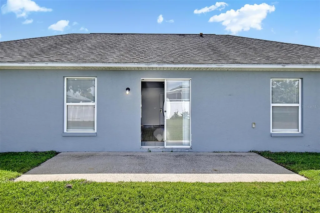 9 Lytton Lane Palm Coast FL 32137