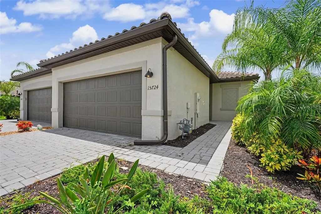 15724 Sunny Day Drive Bradenton FL 34211