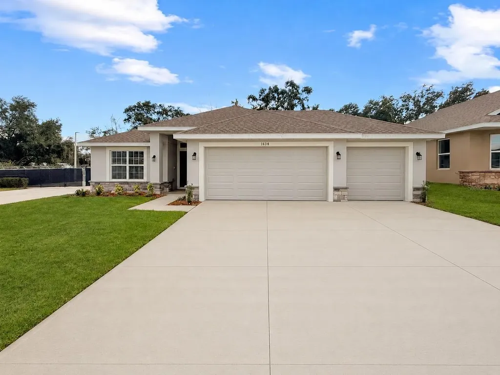 1654 Ann Rose Way Leesburg FL 34748