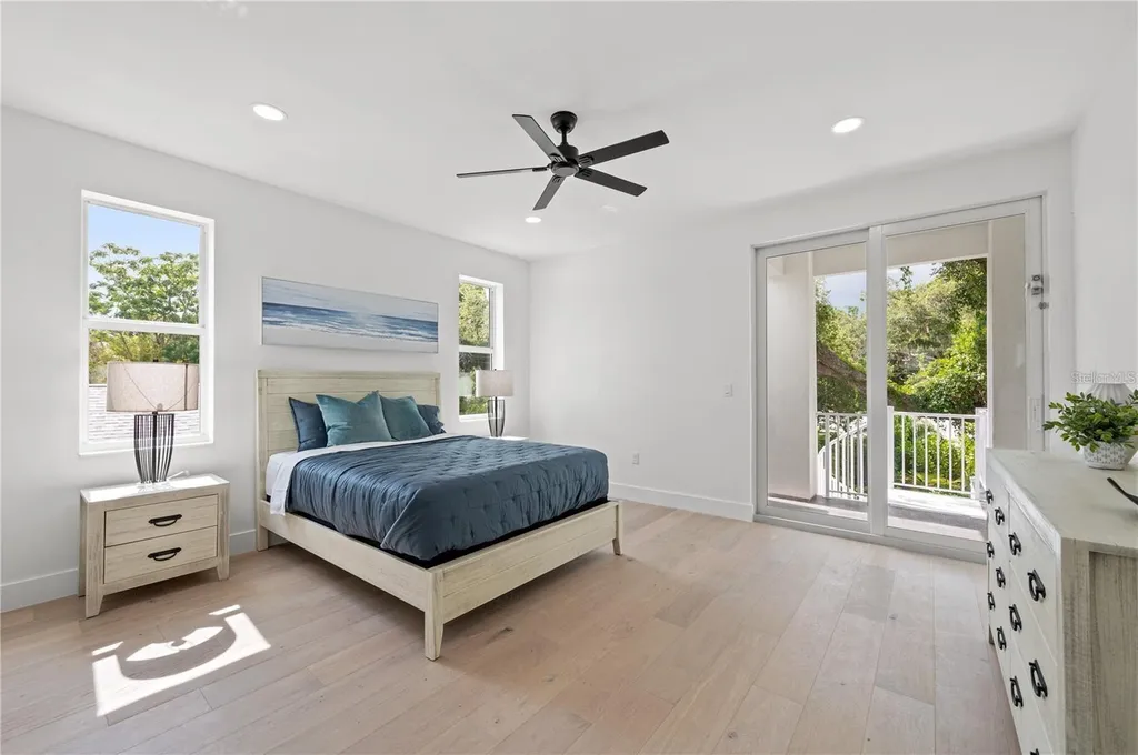 1647 Siesta Drive Sarasota FL 34239