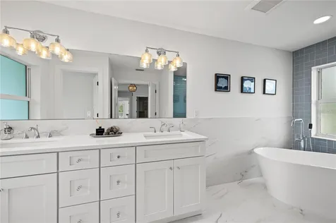 1647 Siesta Drive Sarasota FL 34239