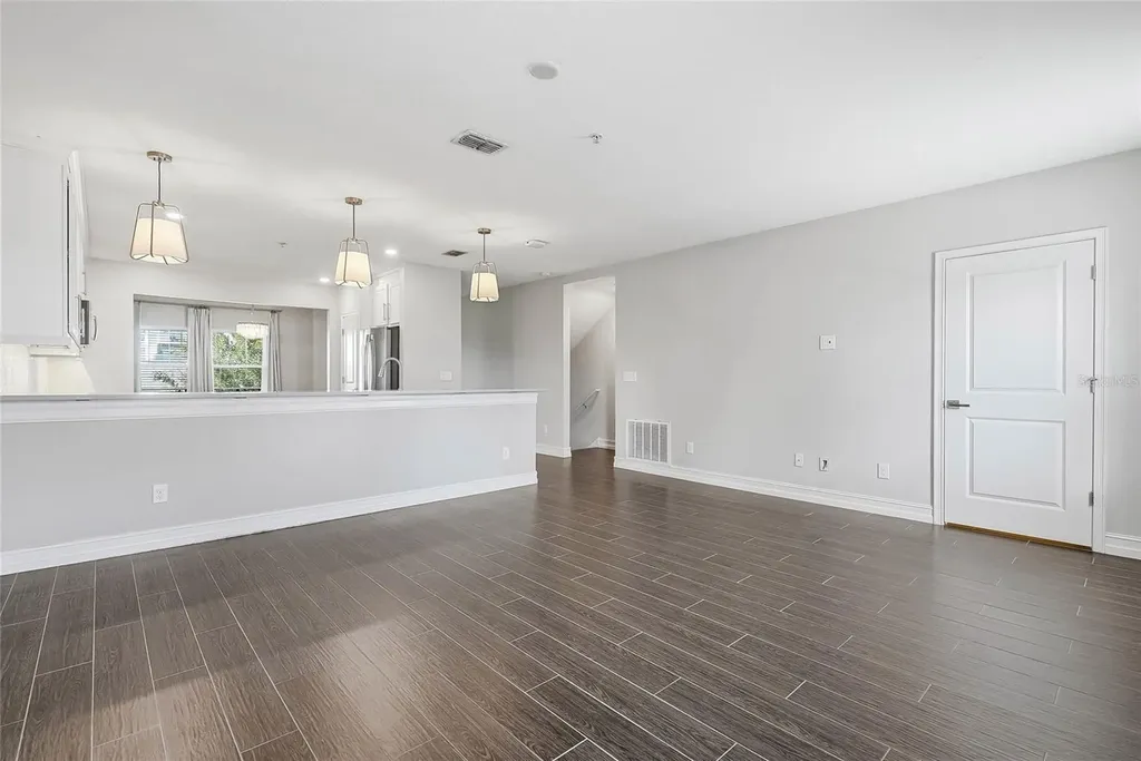 4941 W Price Avenue Tampa FL 33611
