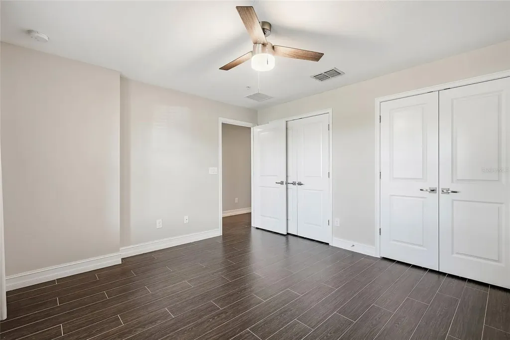 4941 W Price Avenue Tampa FL 33611