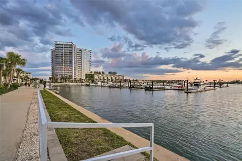 4941 W Price Avenue Tampa FL 33611