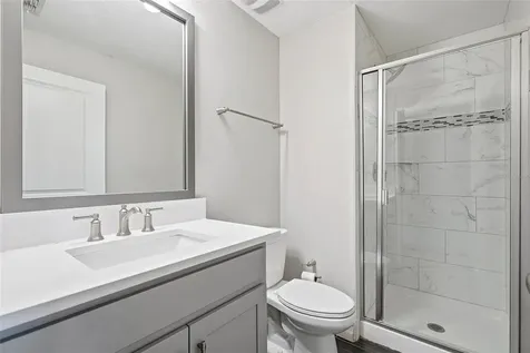 4941 W Price Avenue Tampa FL 33611