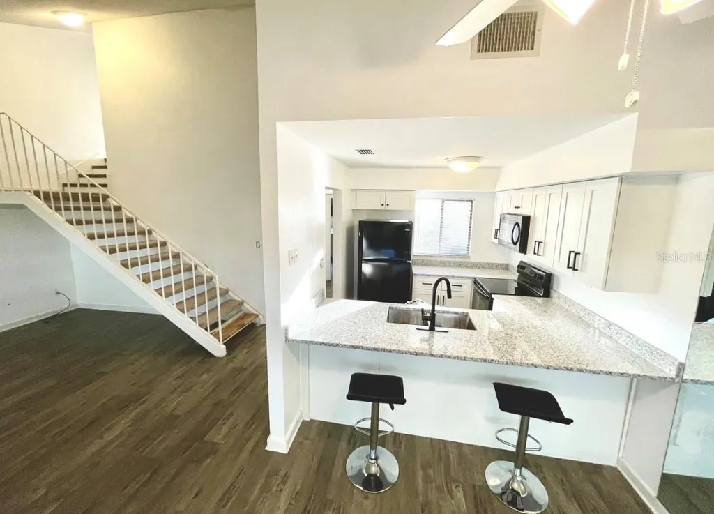 695 & 693 Belflower Place Altamonte Springs FL 32701
