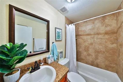 695 & 693 Belflower Place Altamonte Springs FL 32701