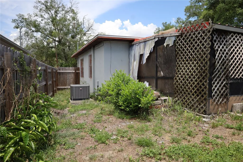 5404 N Mckay Avenue Tampa FL 33603