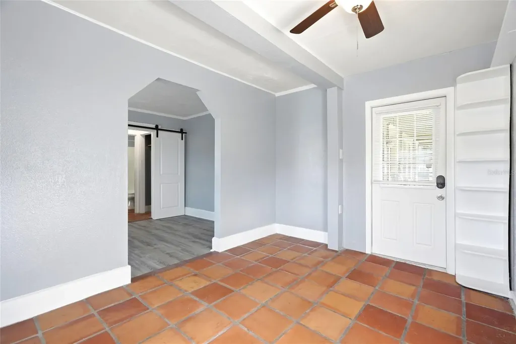 725 8th Street N St Petersburg FL 33701