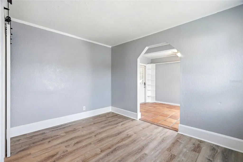 725 8th Street N St Petersburg FL 33701