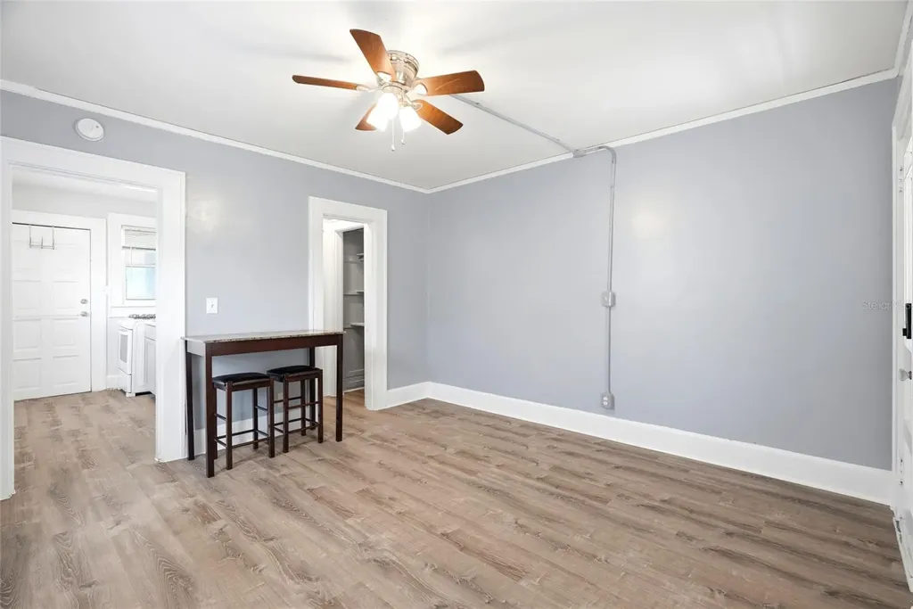 725 8th Street N St Petersburg FL 33701