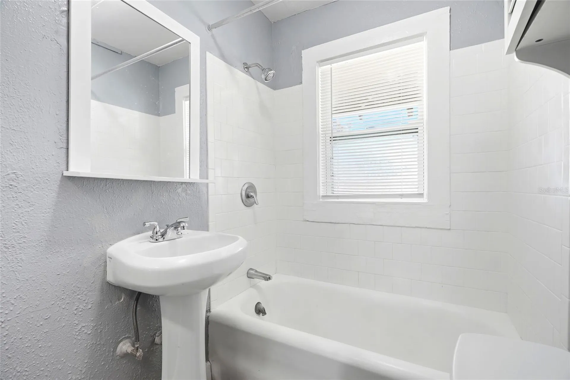 725 8th Street N St Petersburg FL 33701