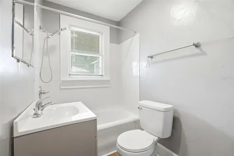 725 8th Street N St Petersburg FL 33701