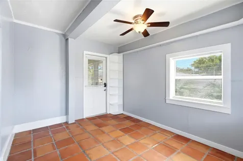 725 8th Street N St Petersburg FL 33701