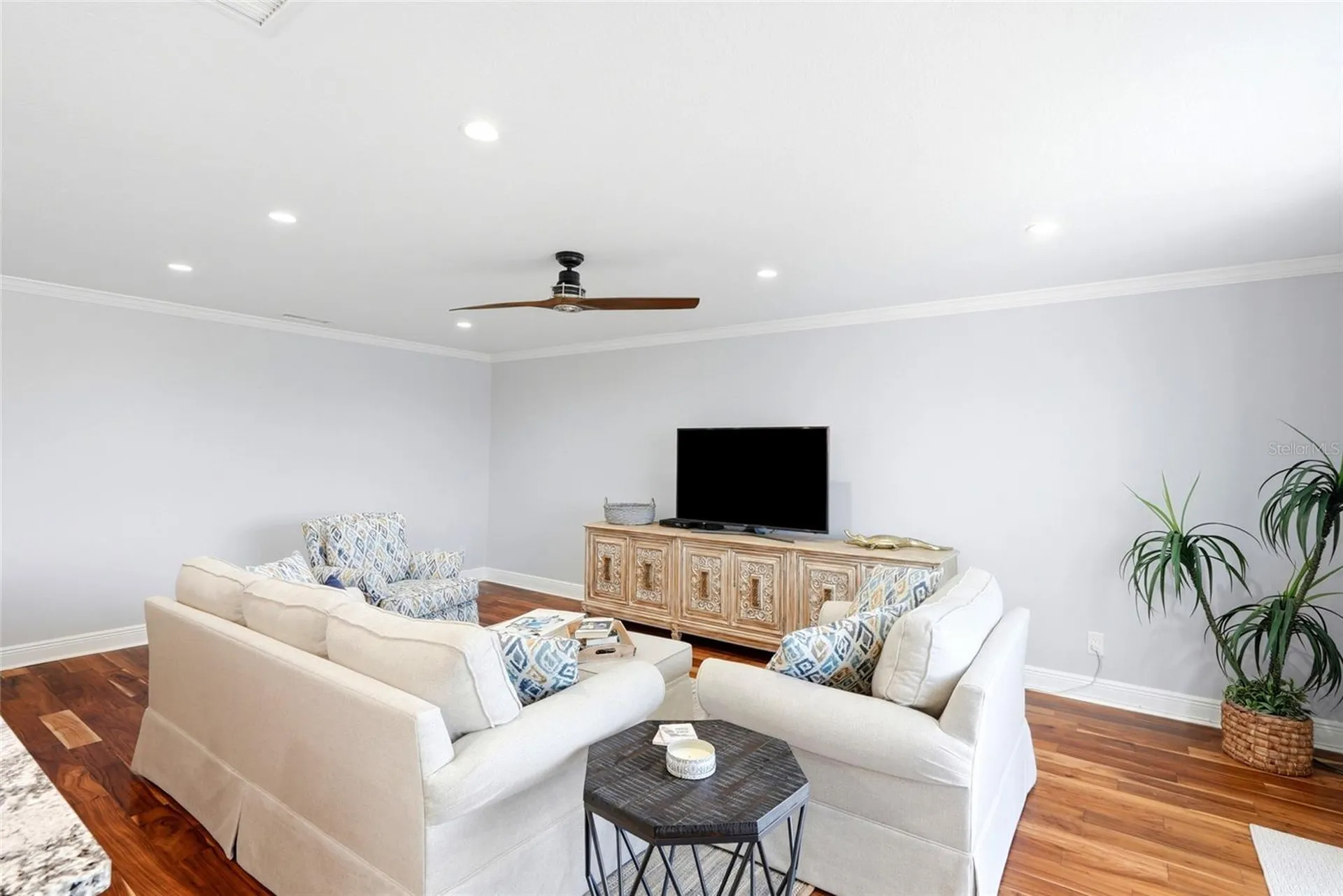 6190 80th Street N St Petersburg FL 33709