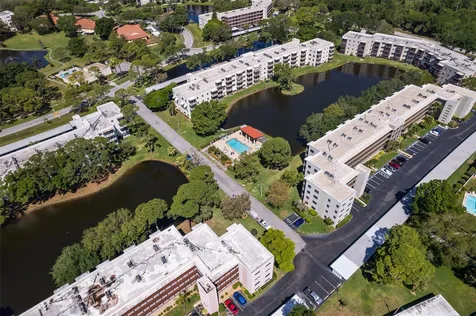 6190 80th Street N St Petersburg FL 33709