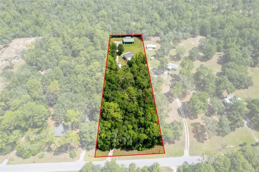 18303 SW 27th Street Dunnellon FL 34432