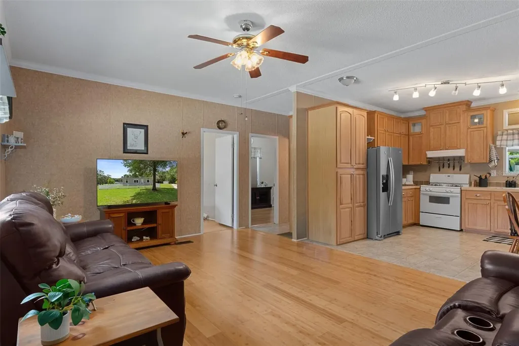 18303 SW 27th Street Dunnellon FL 34432