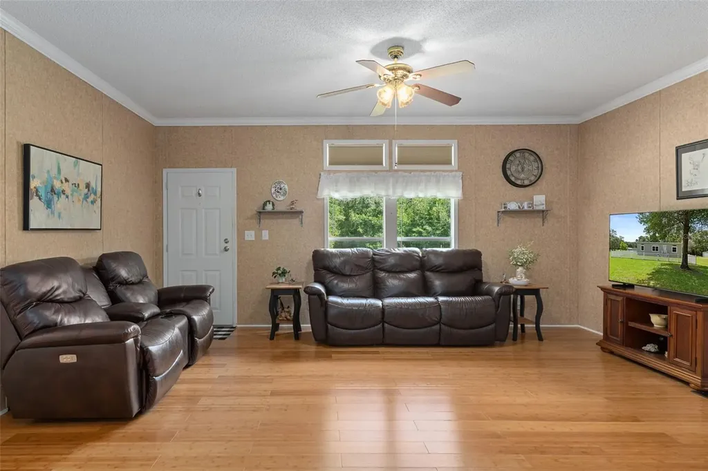 18303 SW 27th Street Dunnellon FL 34432