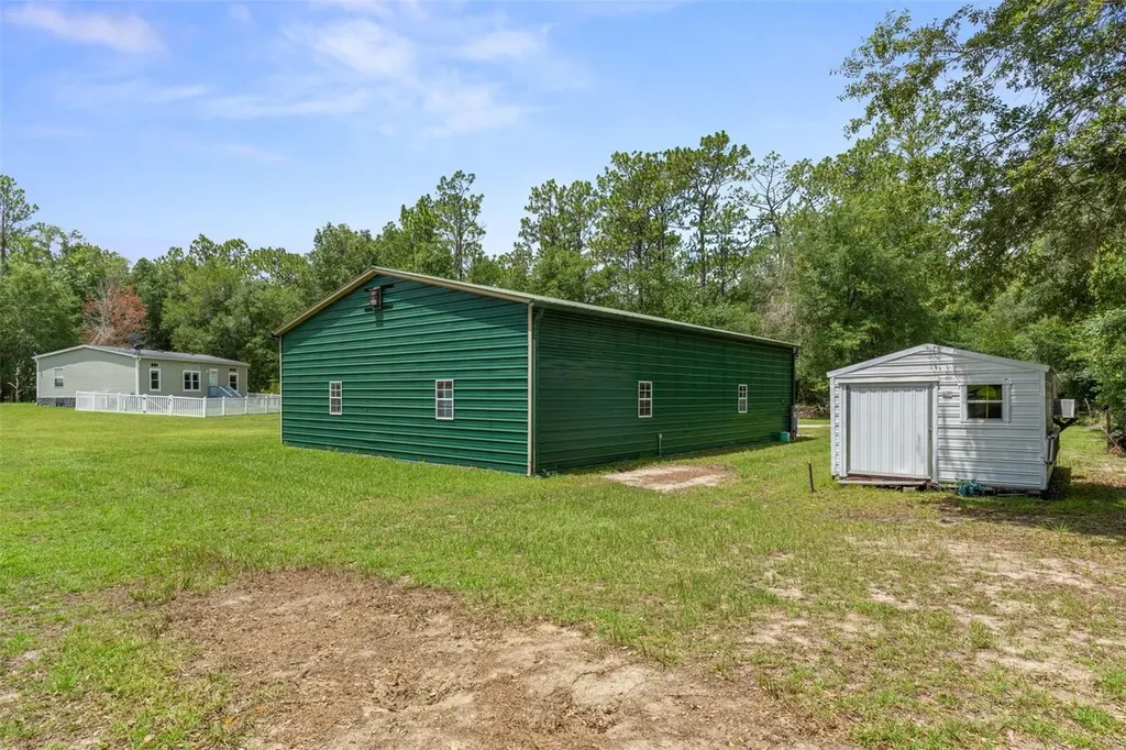 18303 SW 27th Street Dunnellon FL 34432