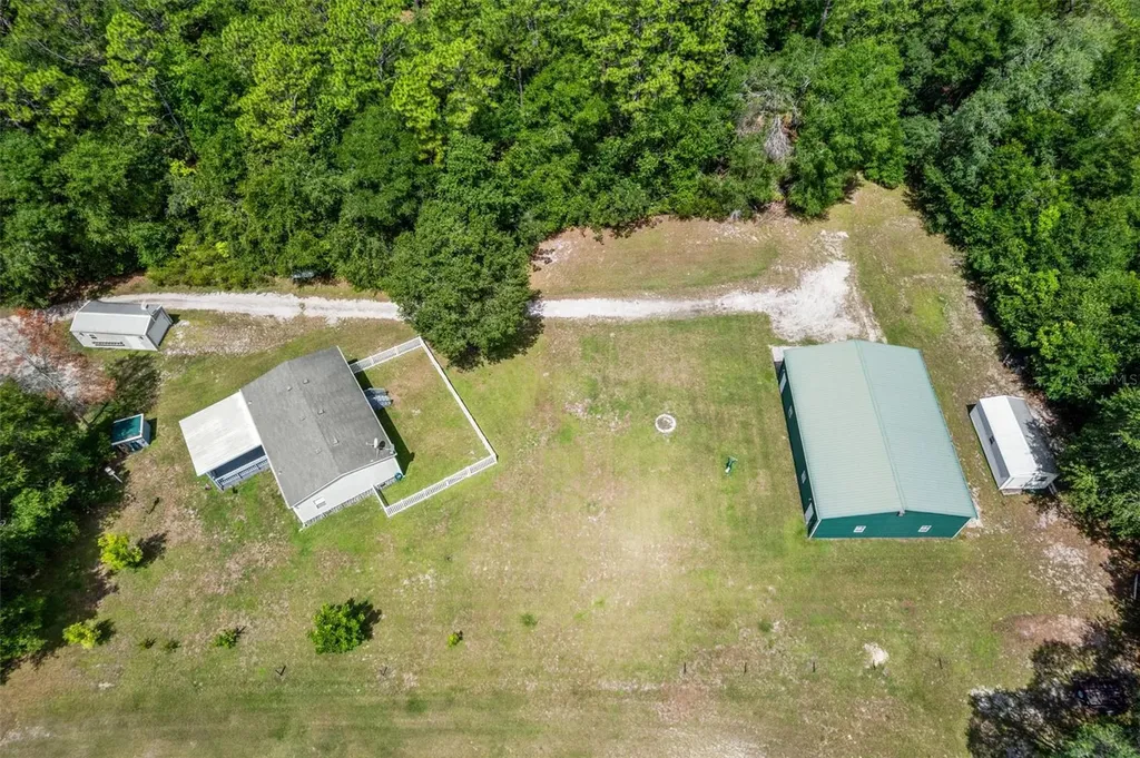 18303 SW 27th Street Dunnellon FL 34432