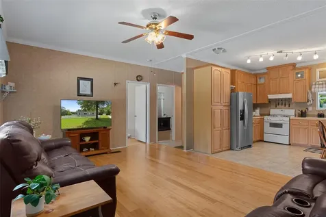 18303 SW 27th Street Dunnellon FL 34432