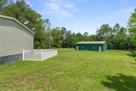 18303 SW 27th Street Dunnellon FL 34432