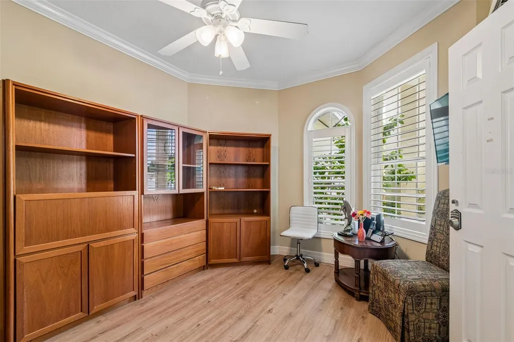 8040 57th Street N Pinellas Park FL 33781