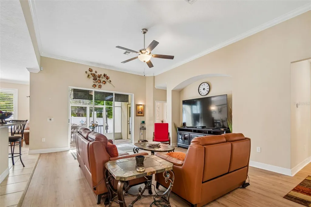 8040 57th Street N Pinellas Park FL 33781