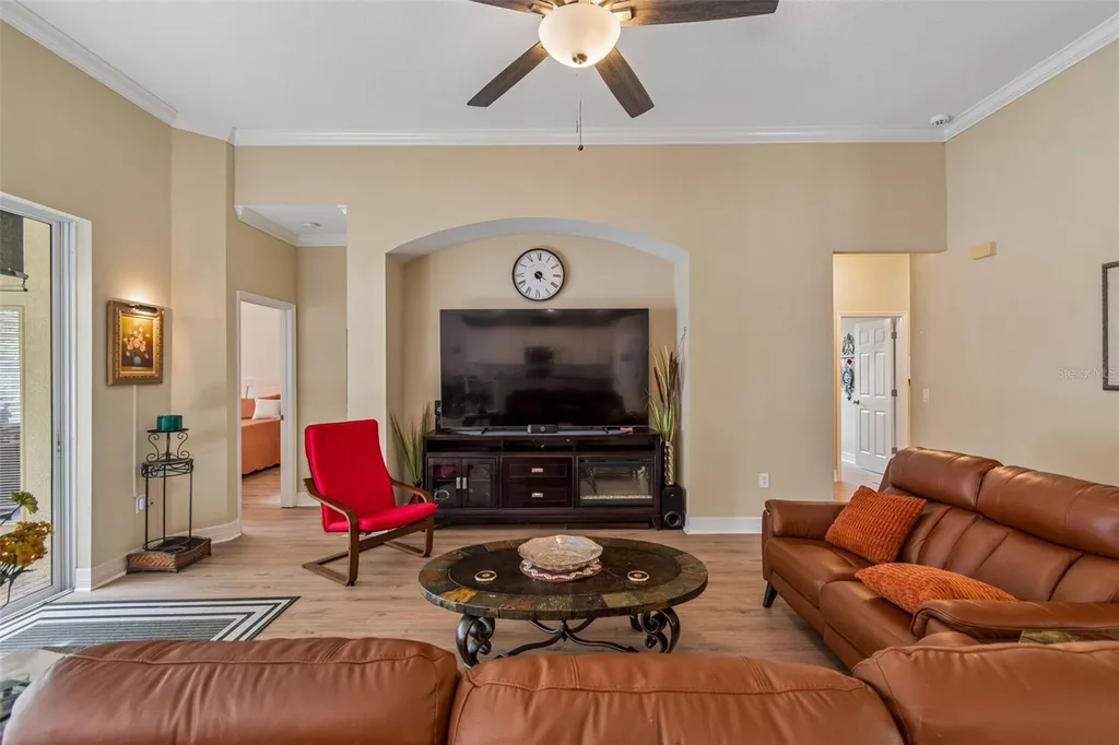 8040 57th Street N Pinellas Park FL 33781