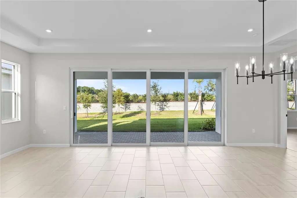 563 Hammock Oaks Boulevard Lady Lake FL 32159